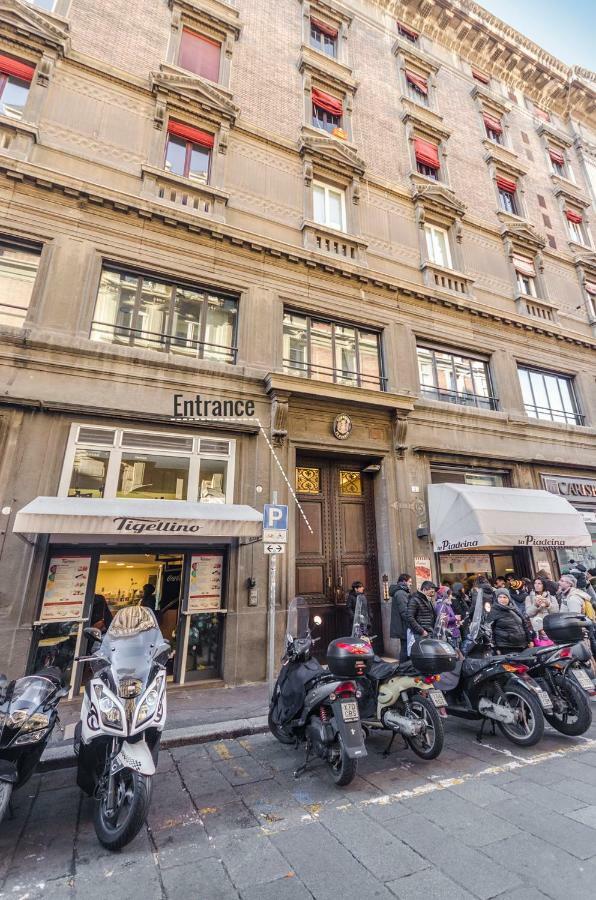 Calzolerie Luxury Studio Bologna Exteriör bild